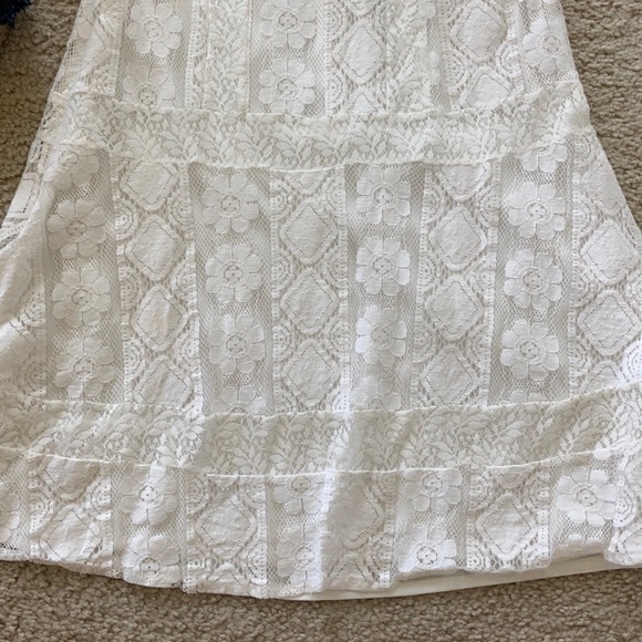 Esley White Lace Dress - Picture 7 of 7